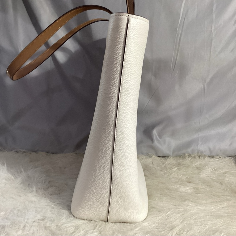 Kate Spade x Alexander Girard “LOVE” Heart Embossed White Leather Tote Bag - Picture 4 of 13